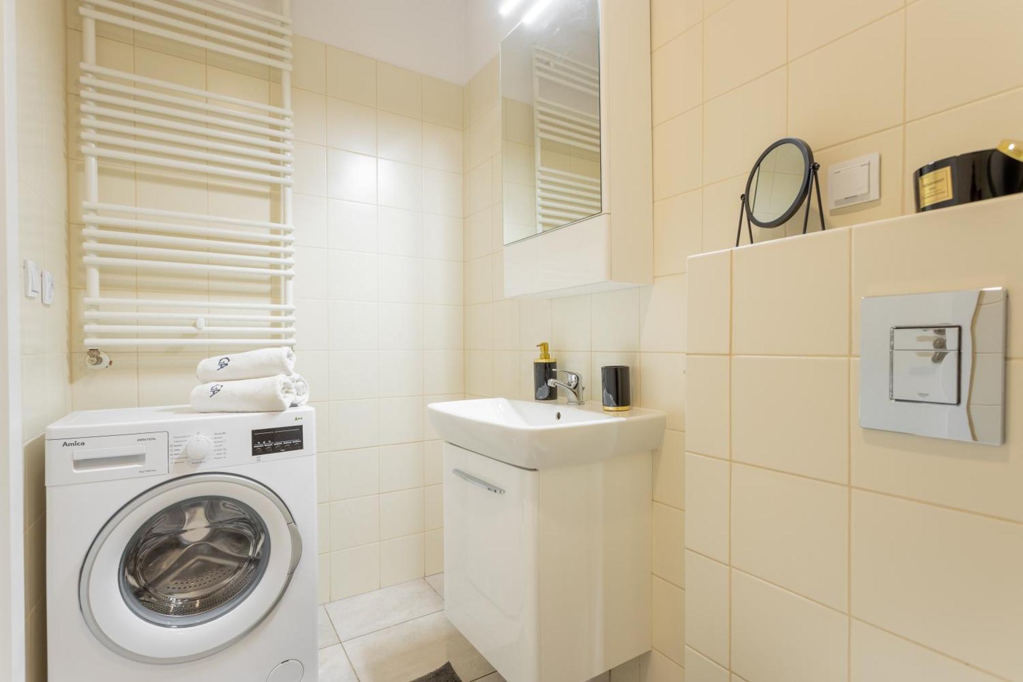Golden Apartments Warsaw - Big And Bright Stylish Apartments - City Center - Pereca Екстер'єр фото