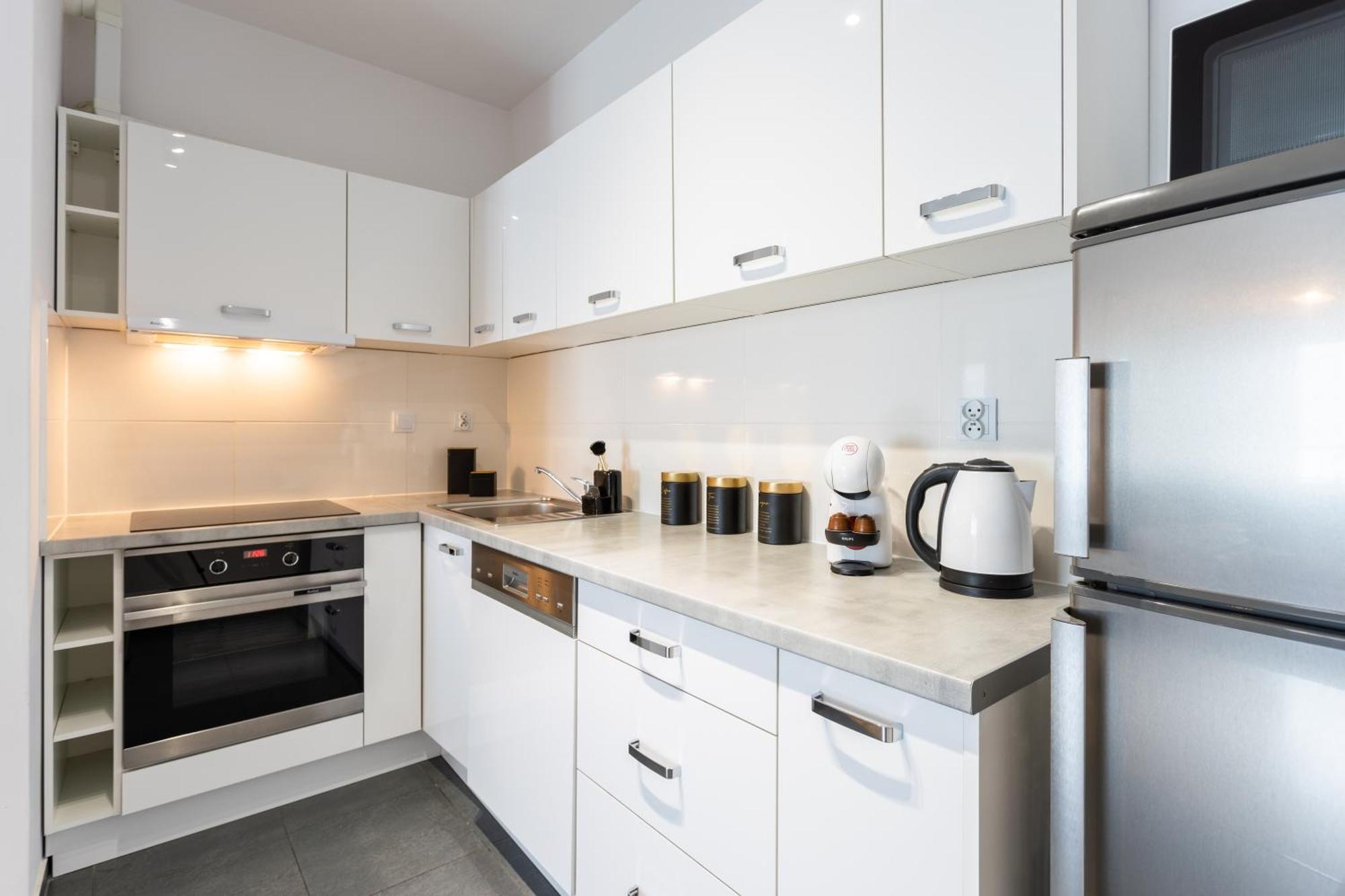 Golden Apartments Warsaw - Big And Bright Stylish Apartments - City Center - Pereca Екстер'єр фото